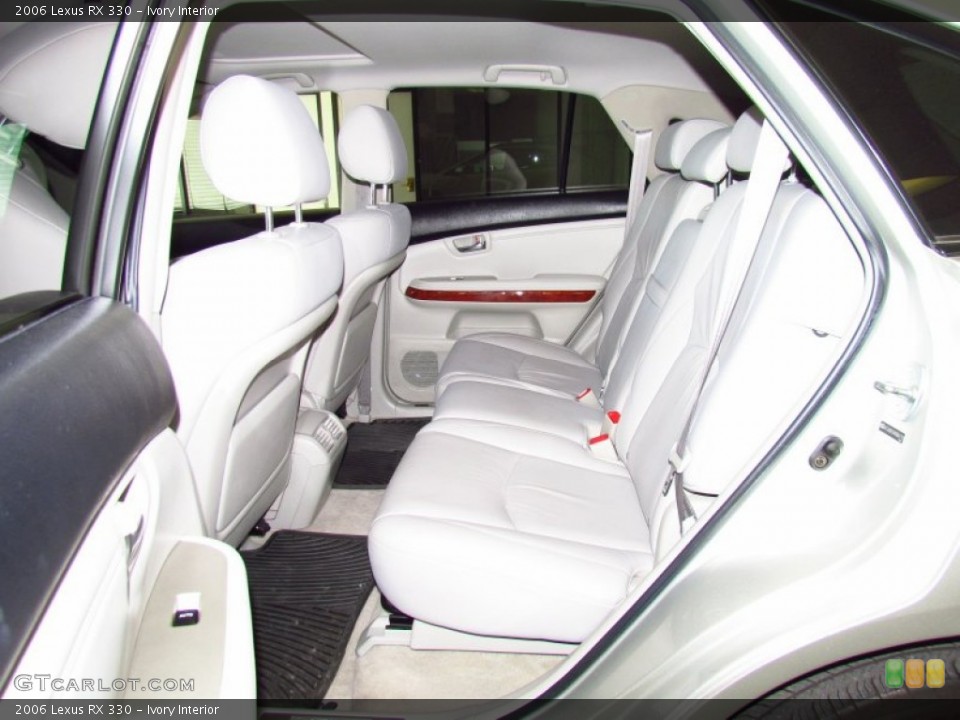 Ivory Interior Photo for the 2006 Lexus RX 330 #52309424