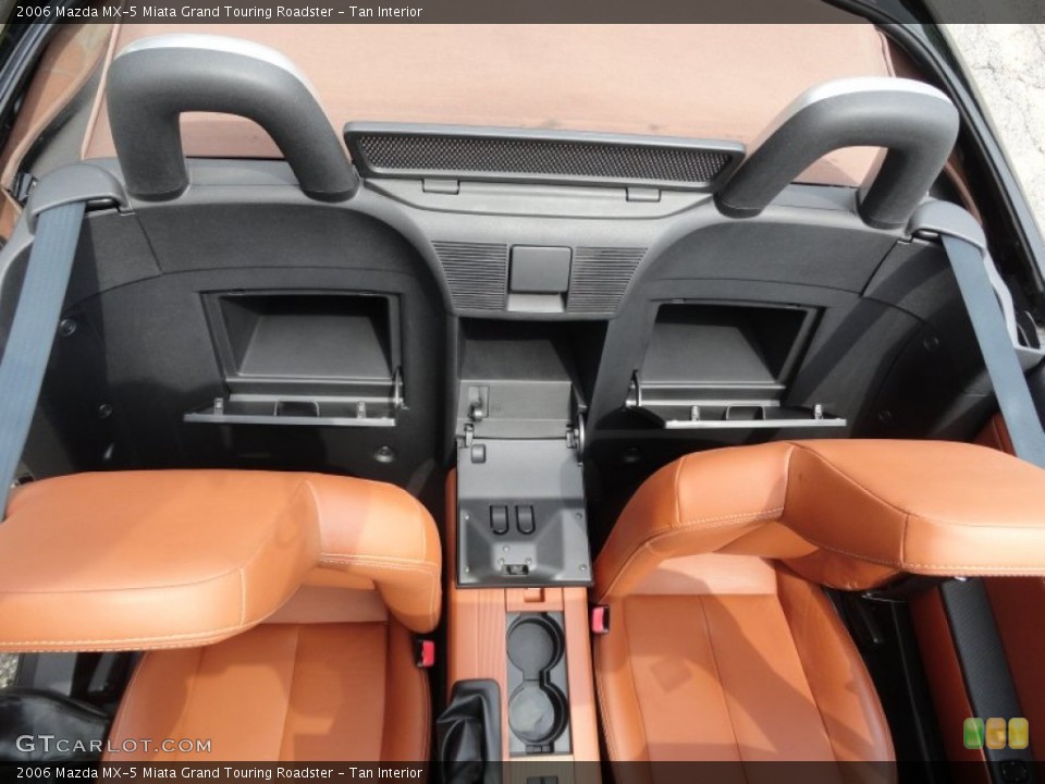 Tan Interior Photo for the 2006 Mazda MX-5 Miata Grand Touring Roadster #52313259