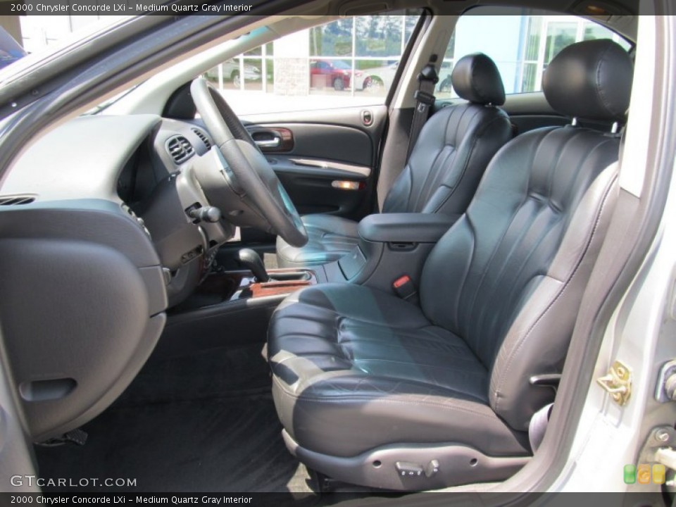 Medium Quartz Gray Interior Photo for the 2000 Chrysler Concorde LXi #52313463