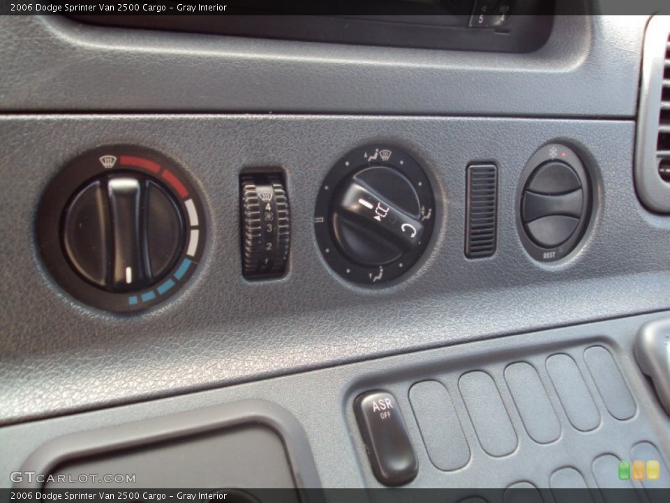 Gray Interior Controls for the 2006 Dodge Sprinter Van 2500 Cargo #52314003