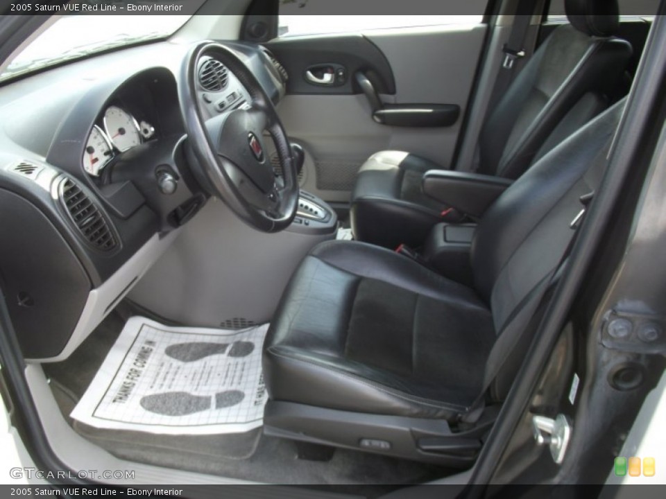 Ebony Interior Photo for the 2005 Saturn VUE Red Line #52318284
