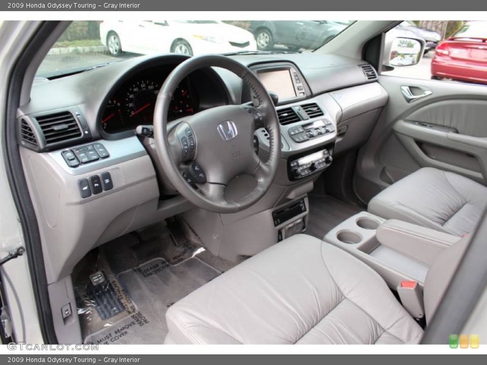 Gray Interior Photo for the 2009 Honda Odyssey Touring #52319151