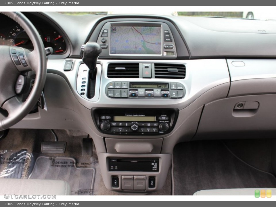 Gray Interior Controls for the 2009 Honda Odyssey Touring #52319259