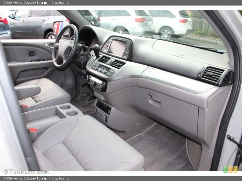 Gray Interior Dashboard for the 2009 Honda Odyssey Touring #52319364