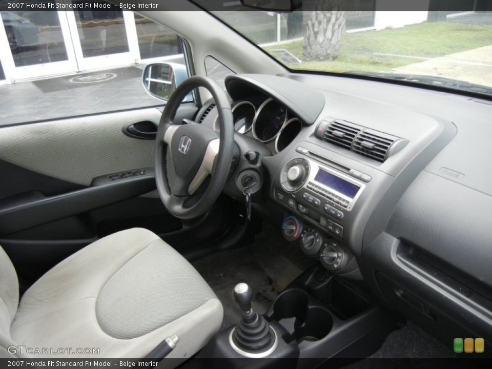 Beige Interior Photo for the 2007 Honda Fit  #52324755