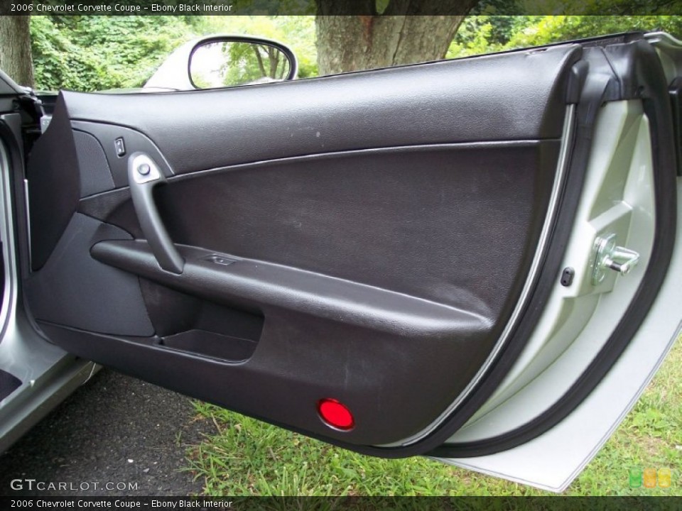Ebony Black Interior Door Panel for the 2006 Chevrolet Corvette Coupe #52326801