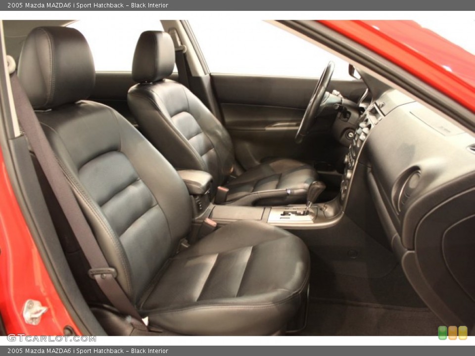 Black Interior Photo for the 2005 Mazda MAZDA6 i Sport Hatchback #52331603