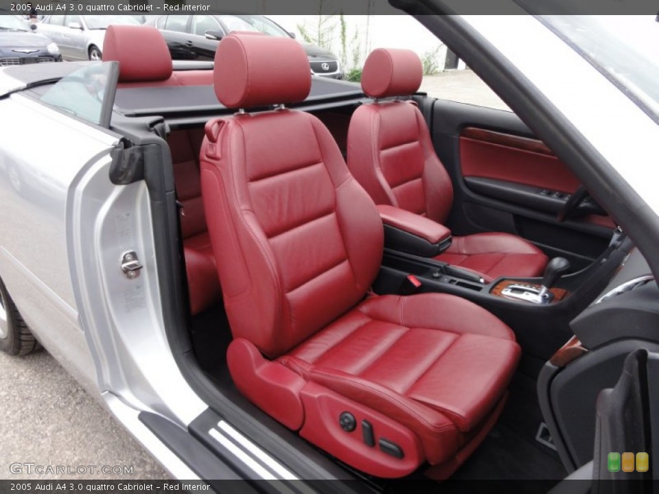 Red Interior Photo for the 2005 Audi A4 3.0 quattro Cabriolet #52333464