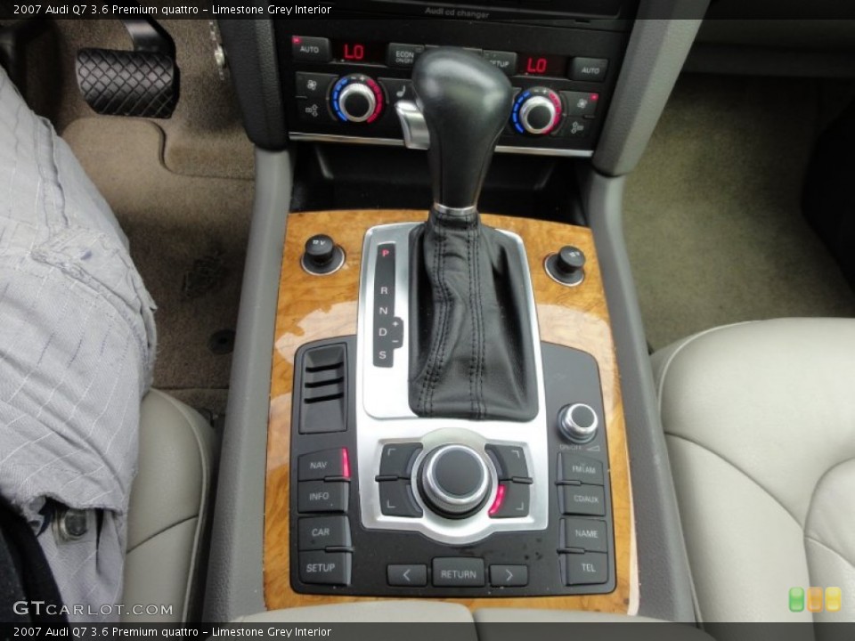 Limestone Grey Interior Transmission for the 2007 Audi Q7 3.6 Premium quattro #52337280