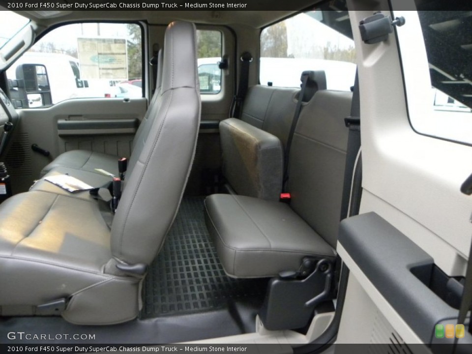 Medium Stone Interior Photo for the 2010 Ford F450 Super Duty SuperCab Chassis Dump Truck #52338840
