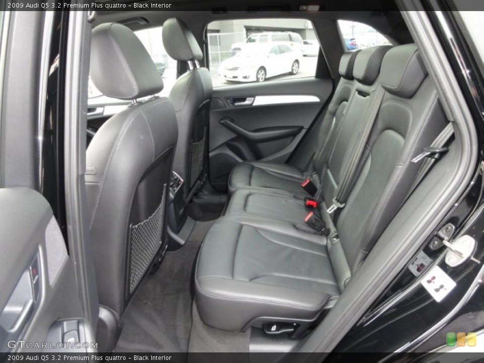 Black Interior Photo for the 2009 Audi Q5 3.2 Premium Plus quattro #52340094