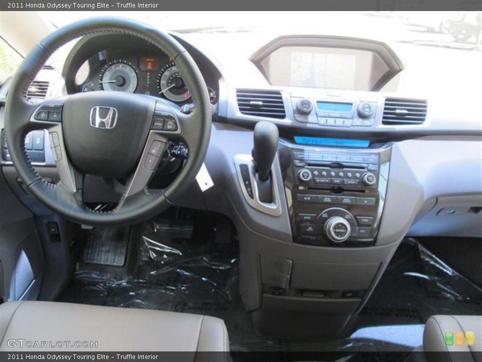 Truffle Interior Dashboard for the 2011 Honda Odyssey Touring Elite #52341486