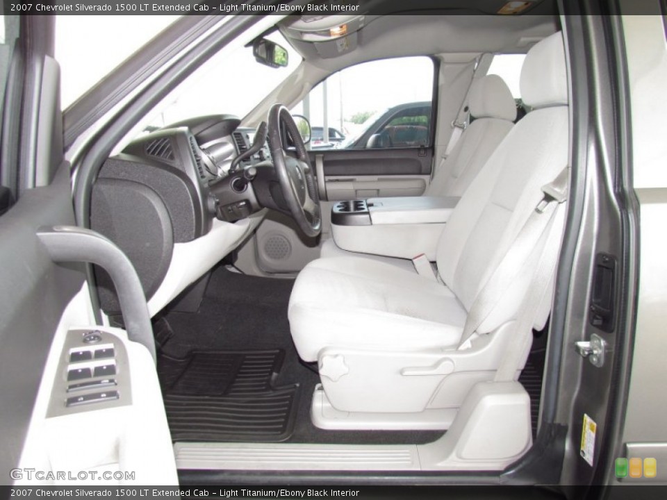 Light Titanium/Ebony Black Interior Photo for the 2007 Chevrolet Silverado 1500 LT Extended Cab #52345827