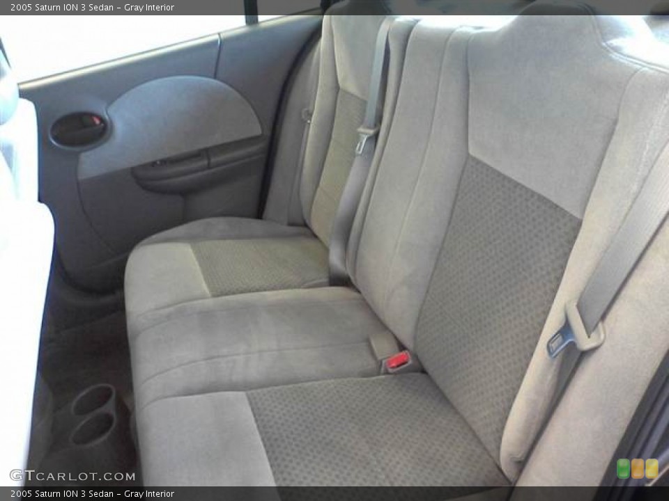Gray Interior Photo for the 2005 Saturn ION 3 Sedan #52348683