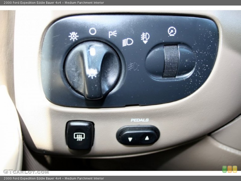 Medium Parchment Interior Controls for the 2000 Ford Expedition Eddie Bauer 4x4 #52357965
