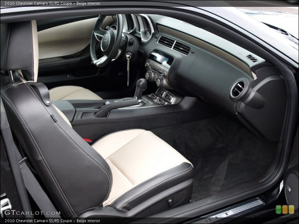 Beige Interior Photo for the 2010 Chevrolet Camaro SS/RS Coupe #52369663