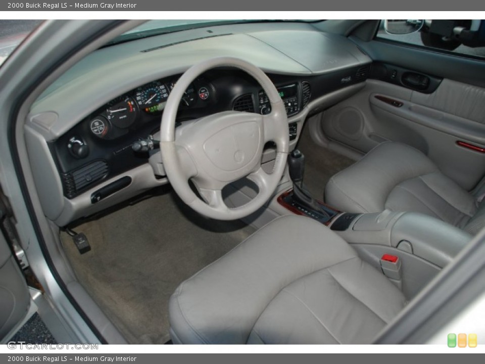 Medium Gray 2000 Buick Regal Interiors