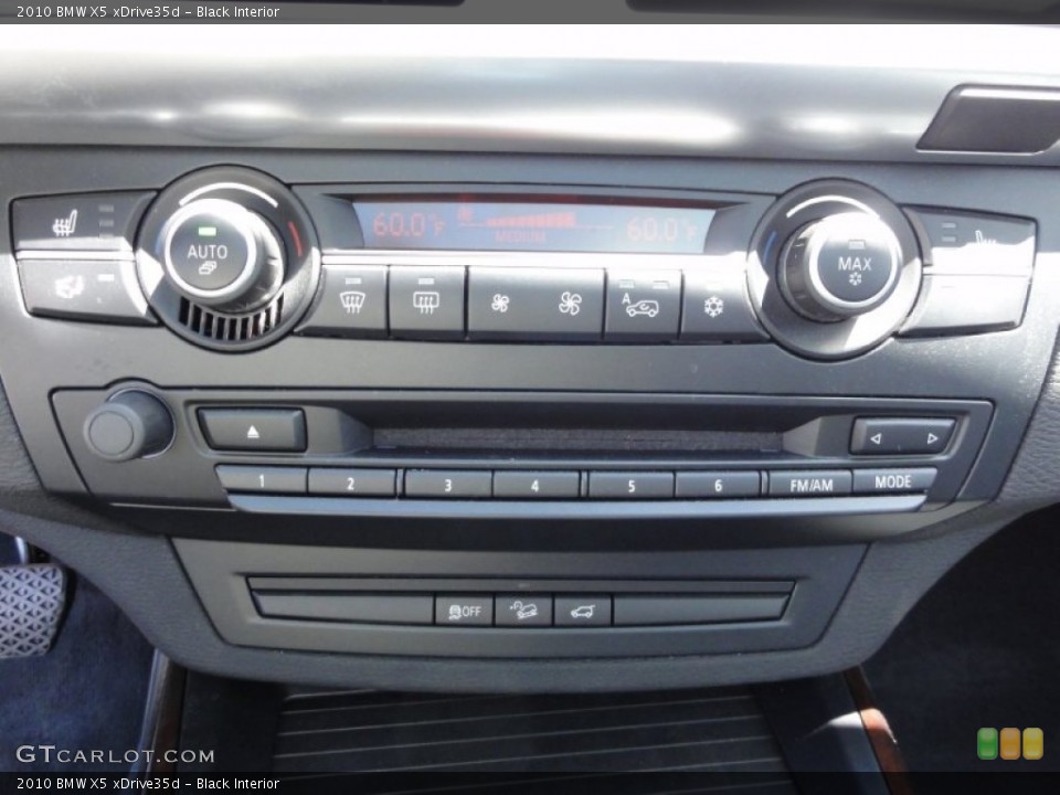 Black Interior Controls for the 2010 BMW X5 xDrive35d #52375363