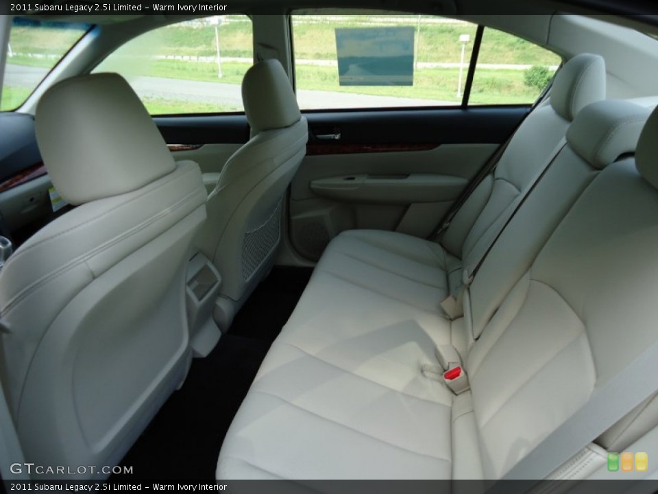 Warm Ivory Interior Photo for the 2011 Subaru Legacy 2.5i Limited #52376608
