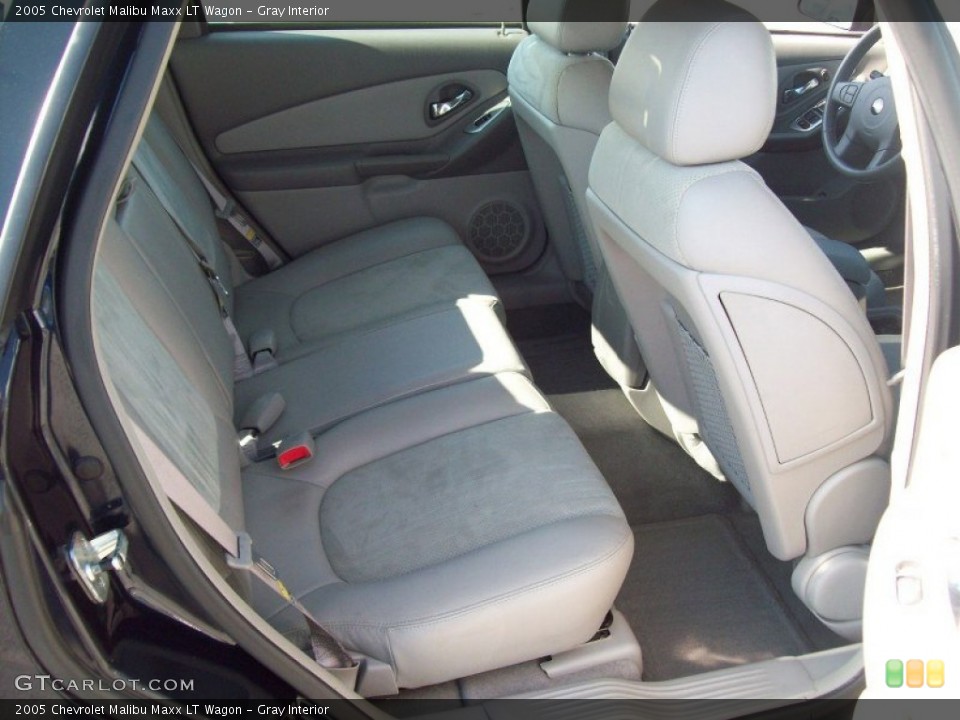 Gray Interior Photo for the 2005 Chevrolet Malibu Maxx LT Wagon #52379650
