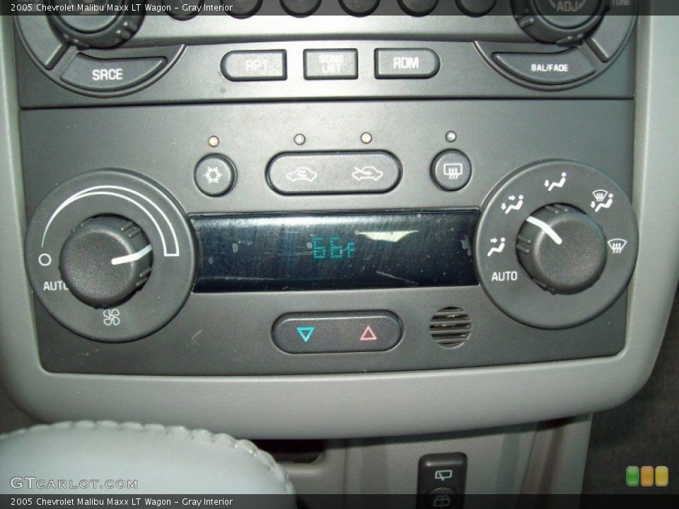 Gray Interior Controls for the 2005 Chevrolet Malibu Maxx LT Wagon #52379686