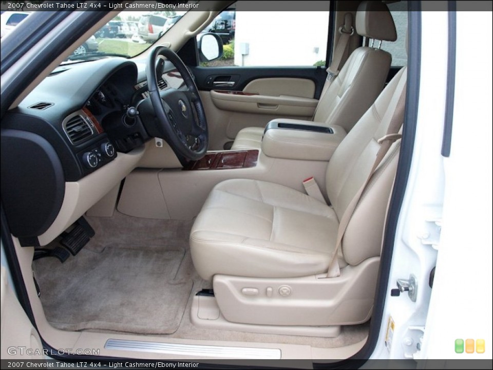 Light Cashmere/Ebony Interior Photo for the 2007 Chevrolet Tahoe LTZ 4x4 #52380400