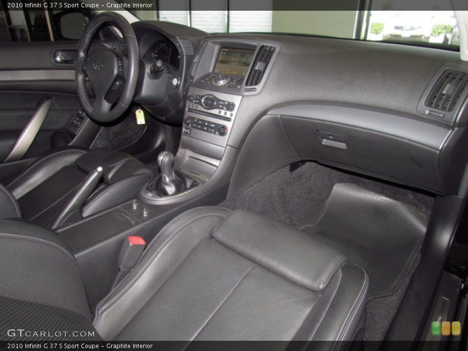 Graphite Interior Photo for the 2010 Infiniti G 37 S Sport Coupe #52385224