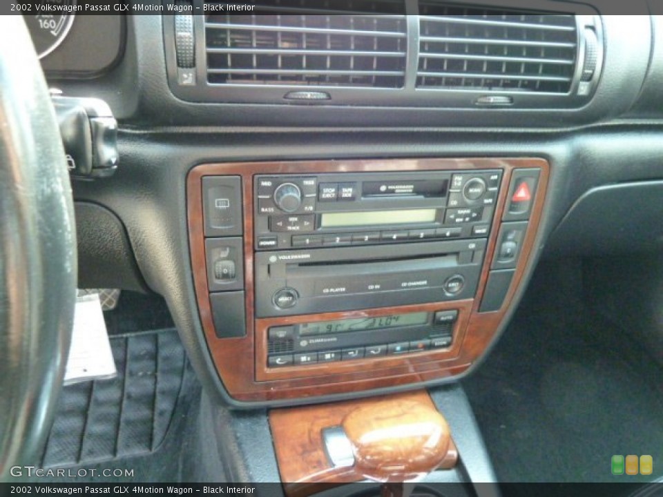 Black Interior Controls for the 2002 Volkswagen Passat GLX 4Motion Wagon #52388536