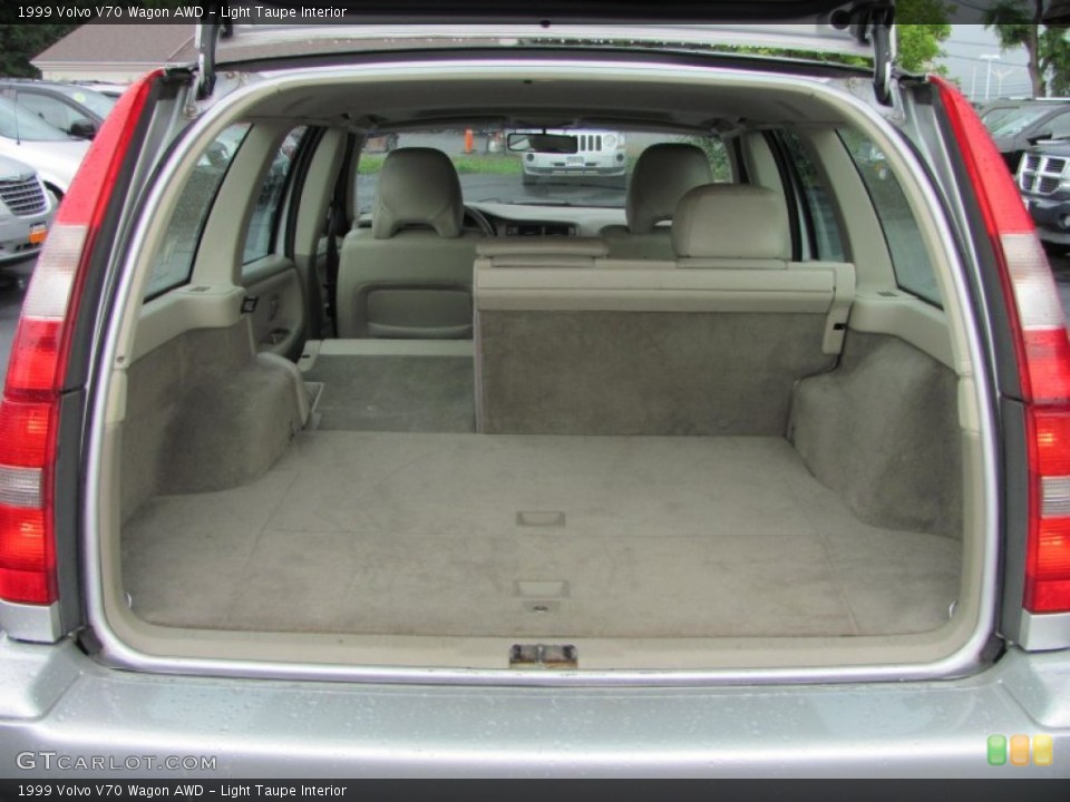 Light Taupe Interior Trunk for the 1999 Volvo V70 Wagon AWD #52388899