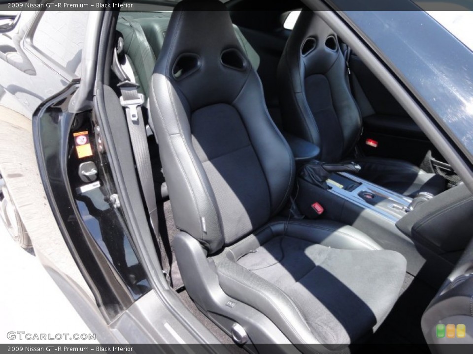Black Interior Photo for the 2009 Nissan GT-R Premium #52393593