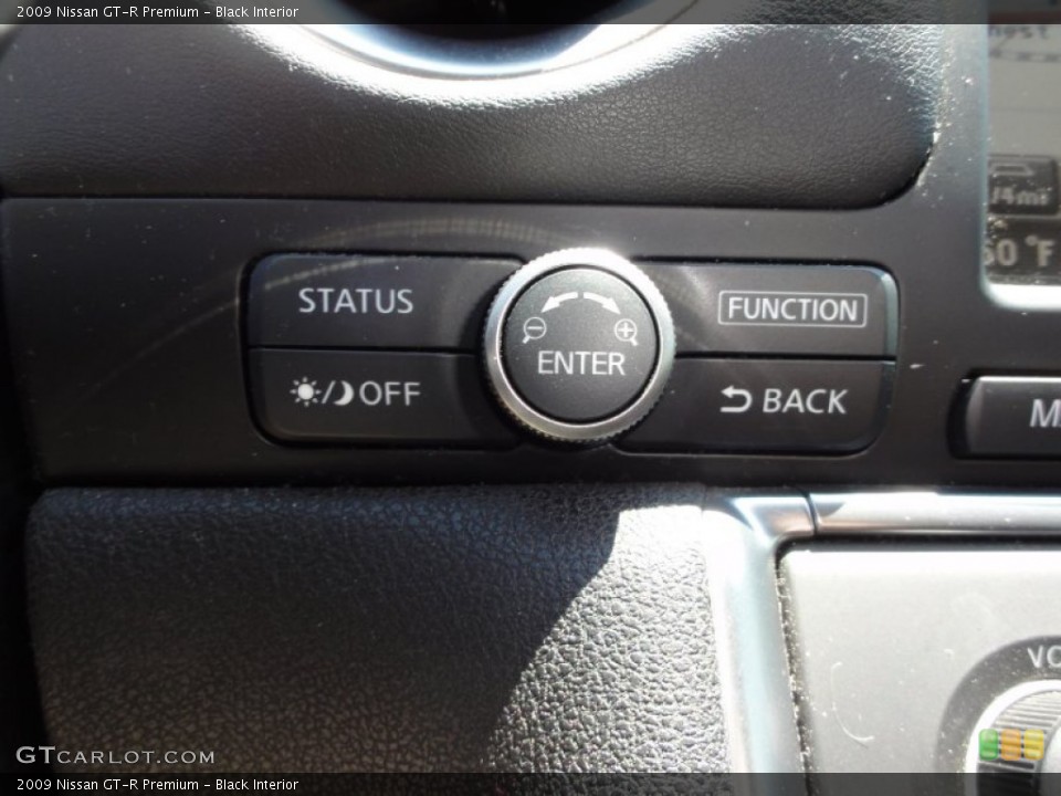 Black Interior Controls for the 2009 Nissan GT-R Premium #52393824