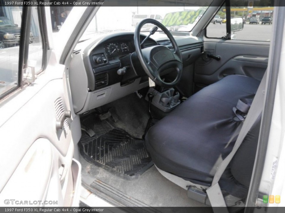 Opal Grey Interior Photo for the 1997 Ford F350 XL Regular Cab 4x4 #52397697
