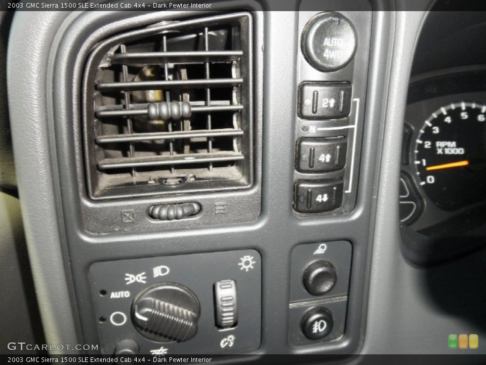 Dark Pewter Interior Controls for the 2003 GMC Sierra 1500 SLE Extended Cab 4x4 #52398048