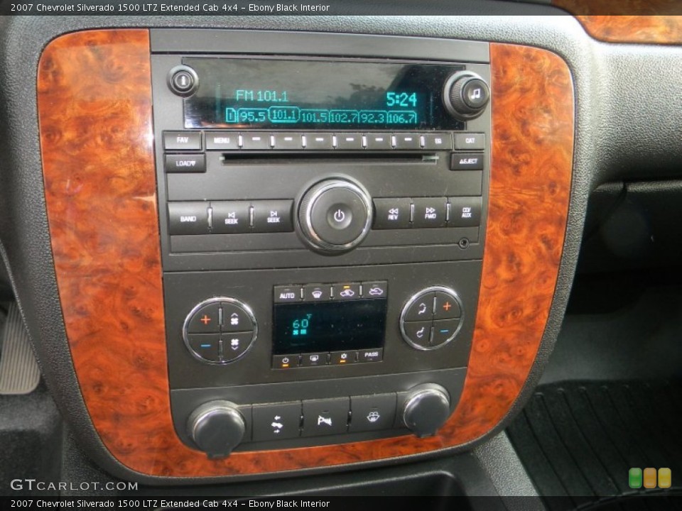Ebony Black Interior Controls for the 2007 Chevrolet Silverado 1500 LTZ Extended Cab 4x4 #52400286