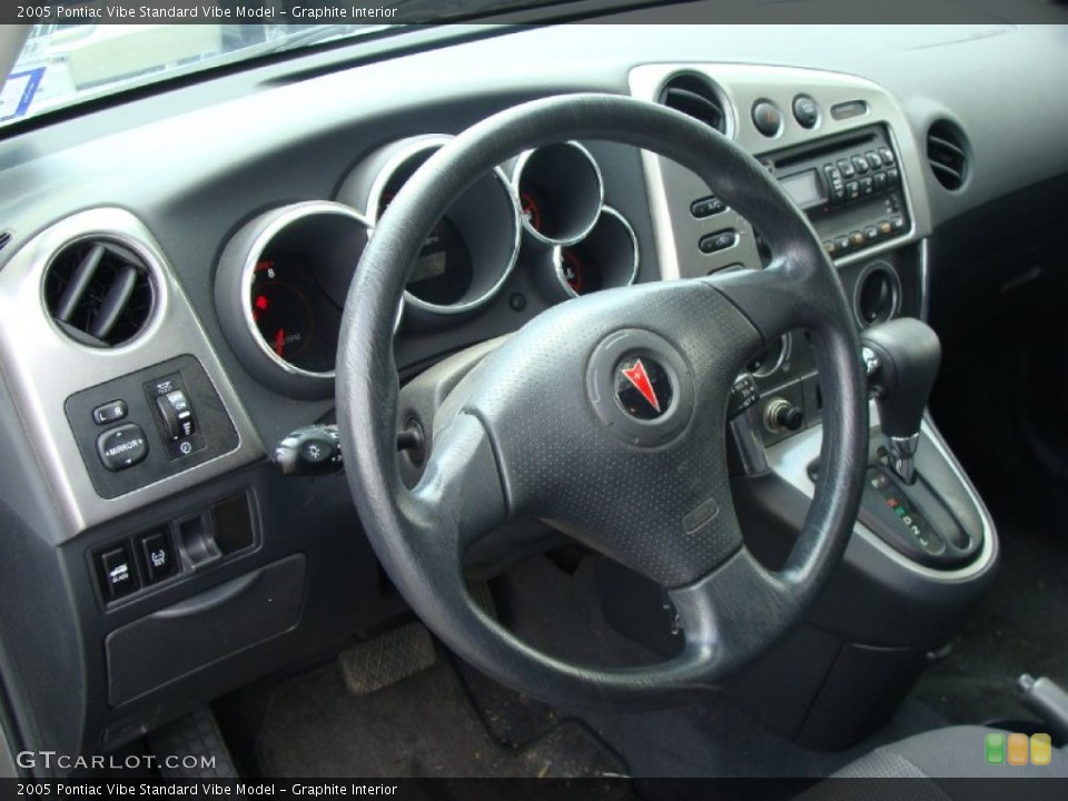 Graphite Interior Photo for the 2005 Pontiac Vibe  #52400301