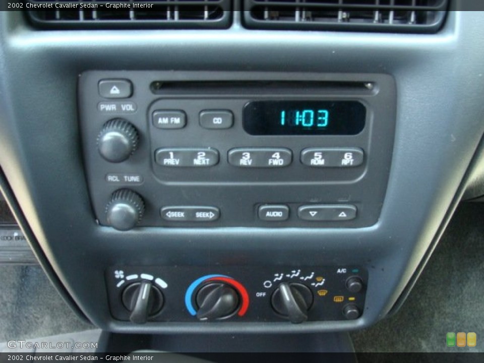 Graphite Interior Controls for the 2002 Chevrolet Cavalier Sedan #52412787