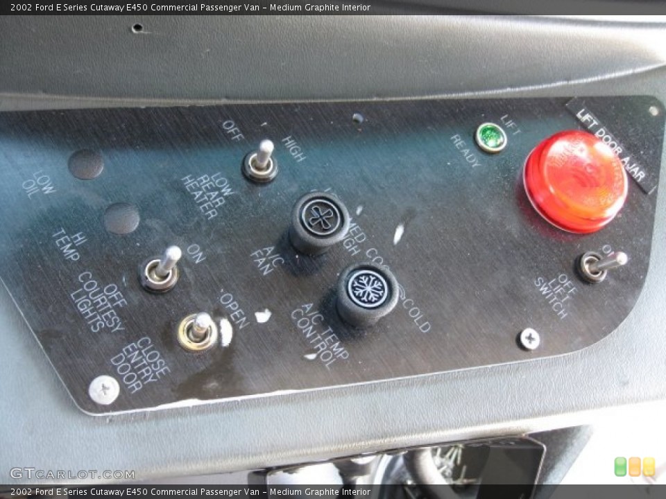 Medium Graphite Interior Controls for the 2002 Ford E Series Cutaway E450 Commercial Passenger Van #52414425