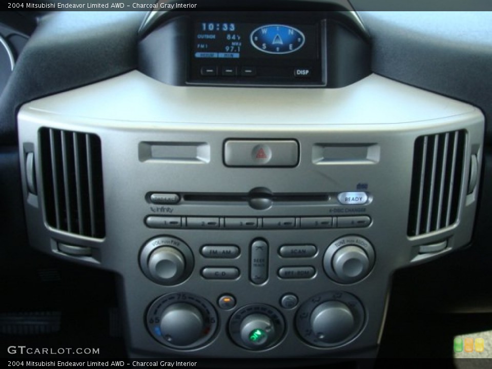 Charcoal Gray Interior Controls for the 2004 Mitsubishi Endeavor Limited AWD #52415730
