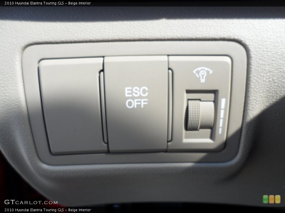 Beige Interior Controls for the 2010 Hyundai Elantra Touring GLS #52425594