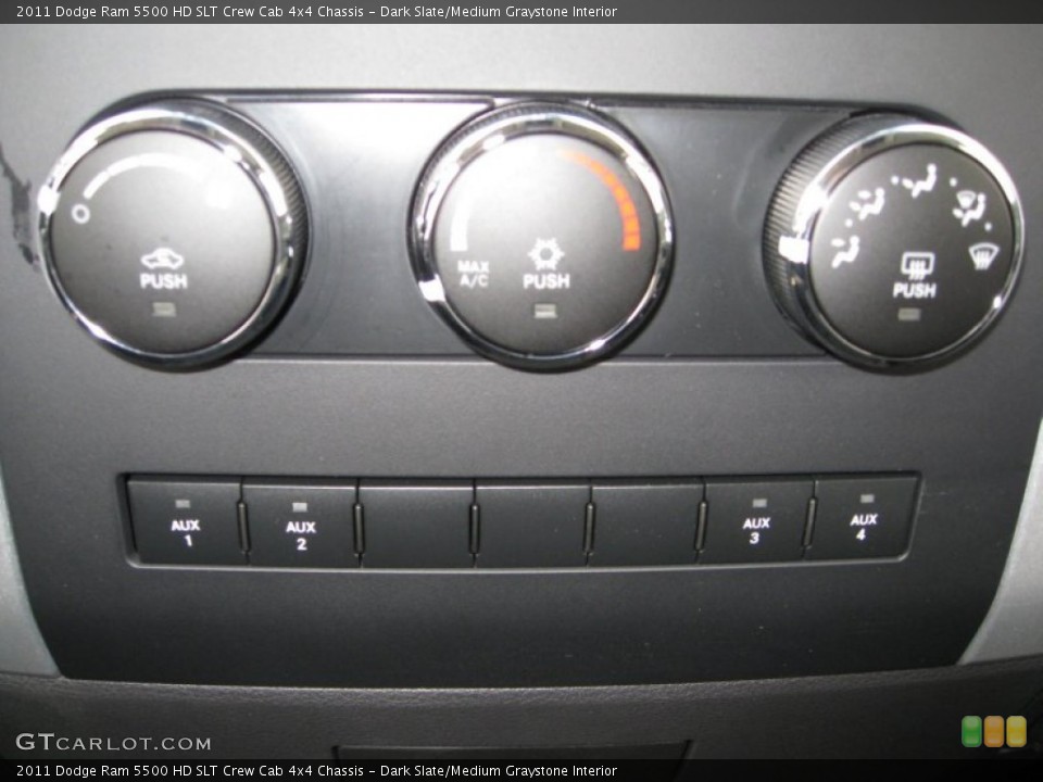 Dark Slate/Medium Graystone Interior Controls for the 2011 Dodge Ram 5500 HD SLT Crew Cab 4x4 Chassis #52426161
