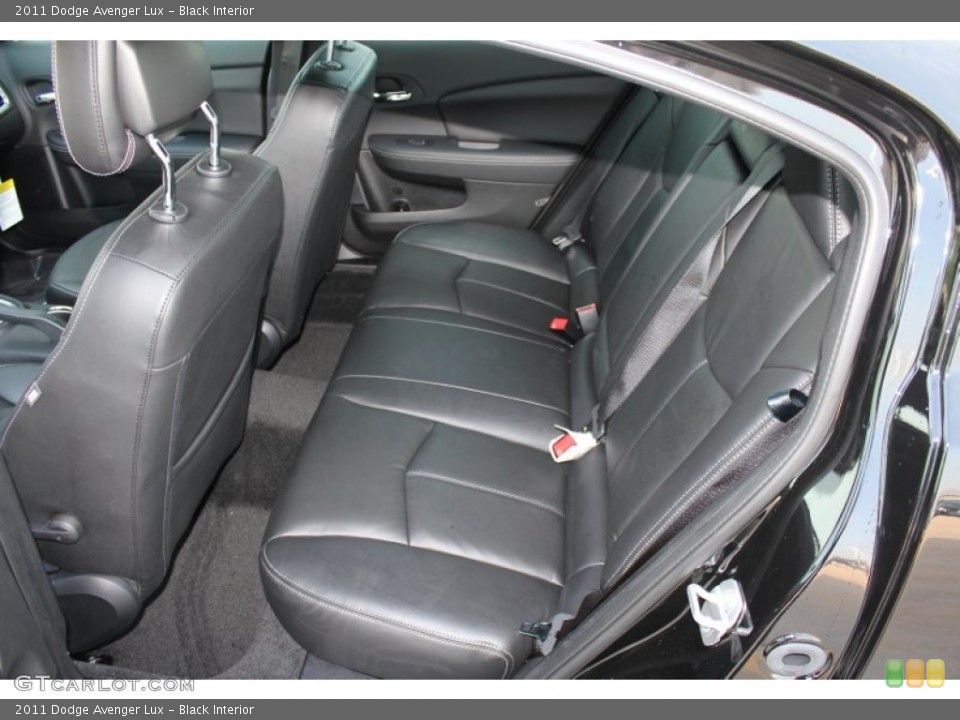 Black Interior Photo for the 2011 Dodge Avenger Lux #52426215