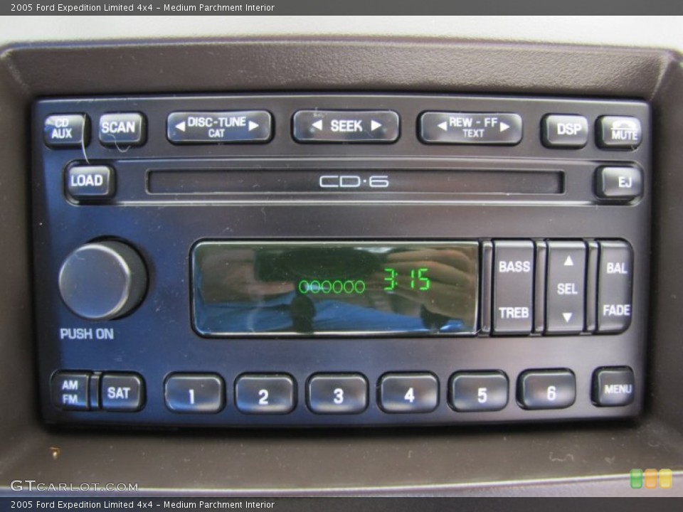 Medium Parchment Interior Controls for the 2005 Ford Expedition Limited 4x4 #52428915