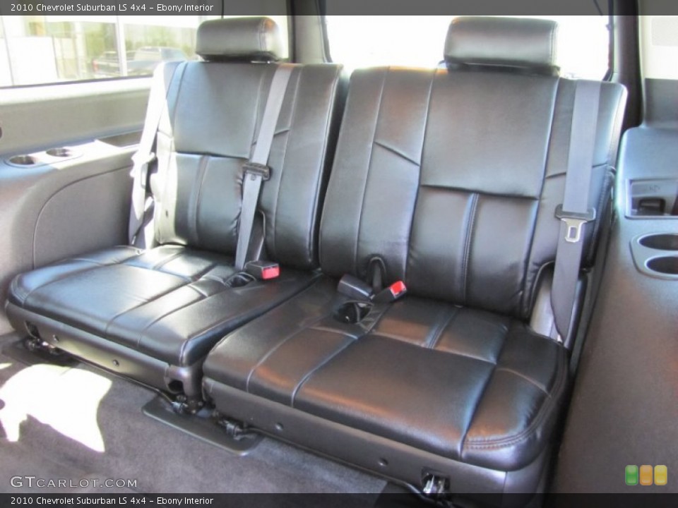 Ebony Interior Photo for the 2010 Chevrolet Suburban LS 4x4 #52430145