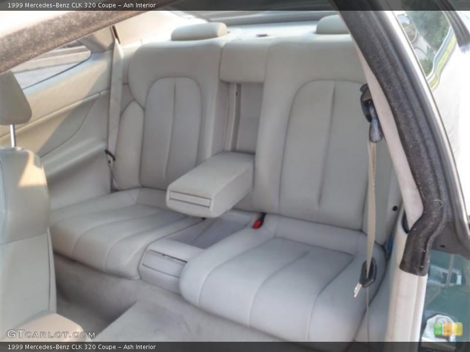 Ash Interior Photo for the 1999 Mercedes-Benz CLK 320 Coupe #52431186