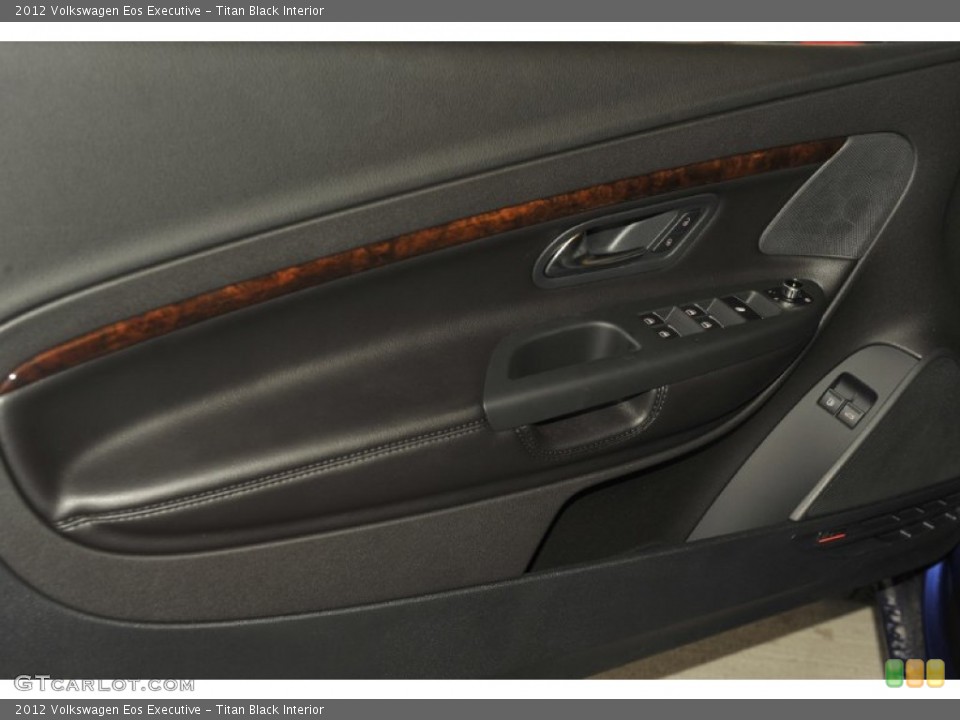 Titan Black Interior Door Panel for the 2012 Volkswagen Eos Executive #52432970