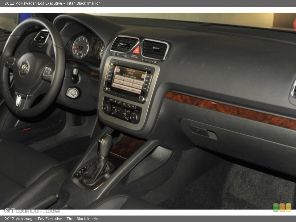 Titan Black Interior Dashboard for the 2012 Volkswagen Eos Executive #52433081