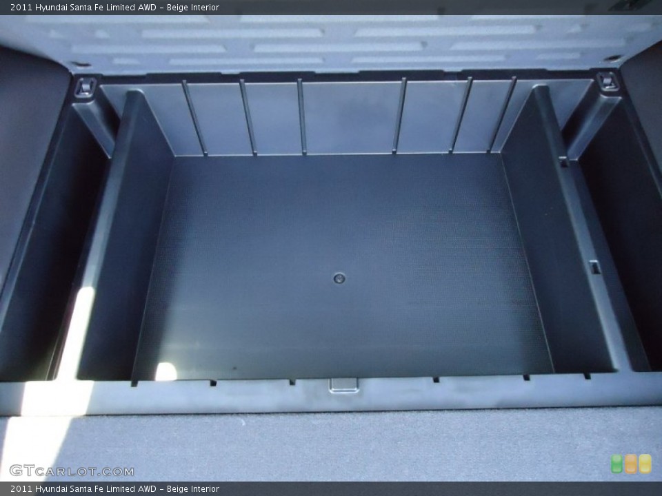 Beige Interior Trunk for the 2011 Hyundai Santa Fe Limited AWD #52433699