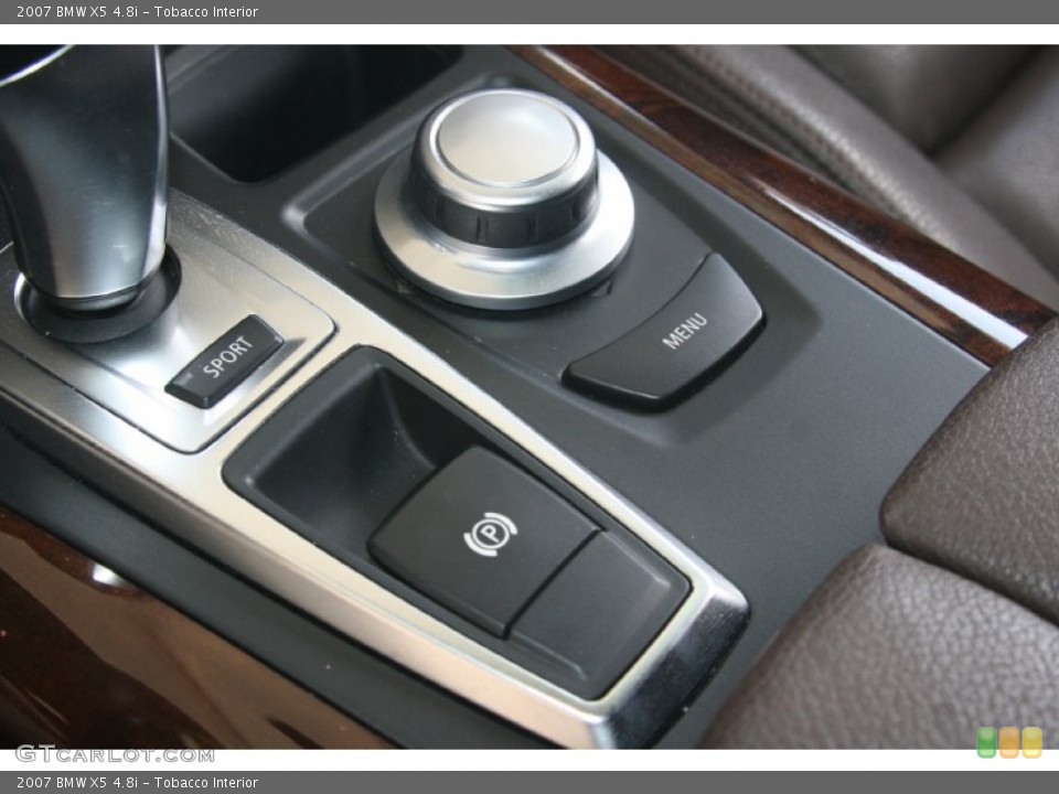 Tobacco Interior Controls for the 2007 BMW X5 4.8i #52439113