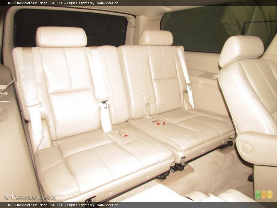 Light Cashmere/Ebony Interior Photo for the 2007 Chevrolet Suburban 1500 LT #52444942