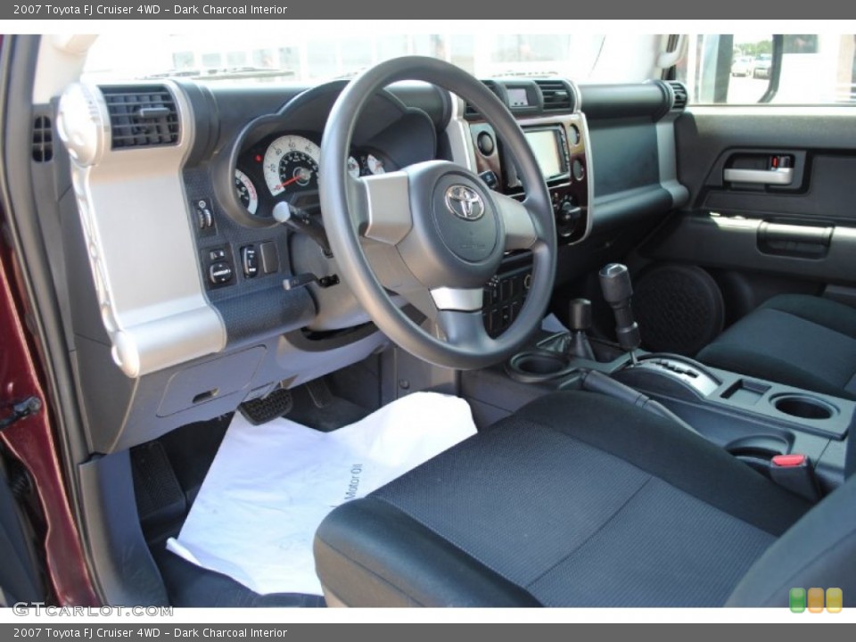 Dark Charcoal Interior Photo for the 2007 Toyota FJ Cruiser 4WD #52445656